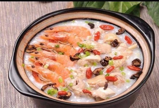 潮苑海鲜砂锅粥