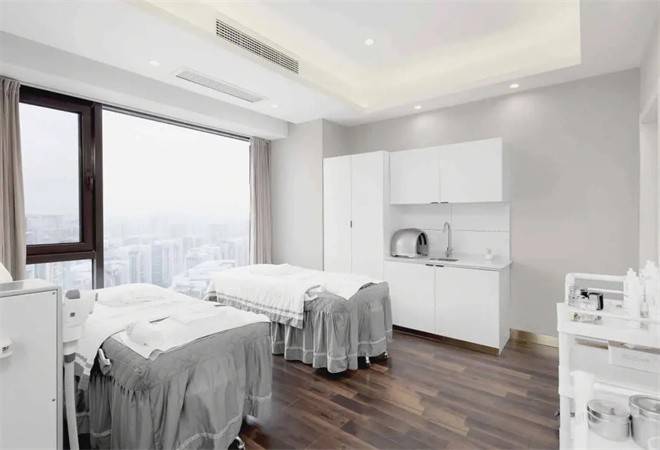 宝洛克皮肤管理