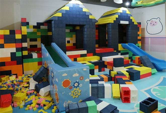 室内儿童淘气堡