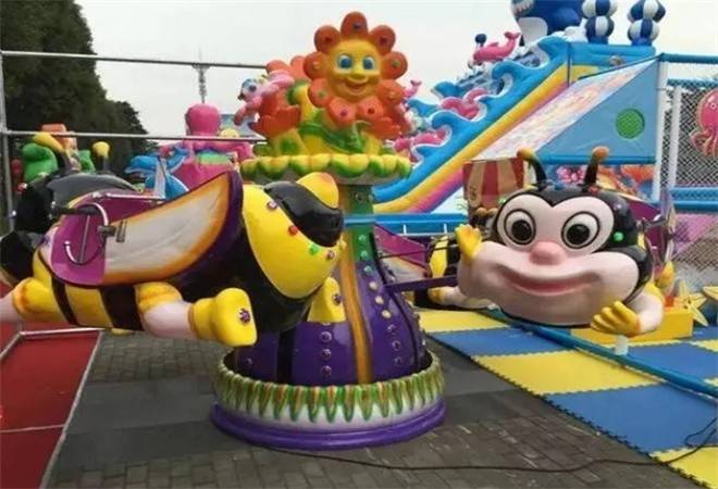 小型儿童游乐设备