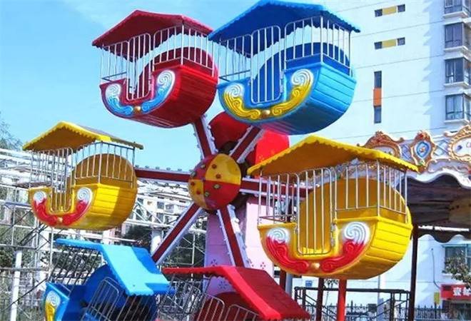 小型儿童游乐设备