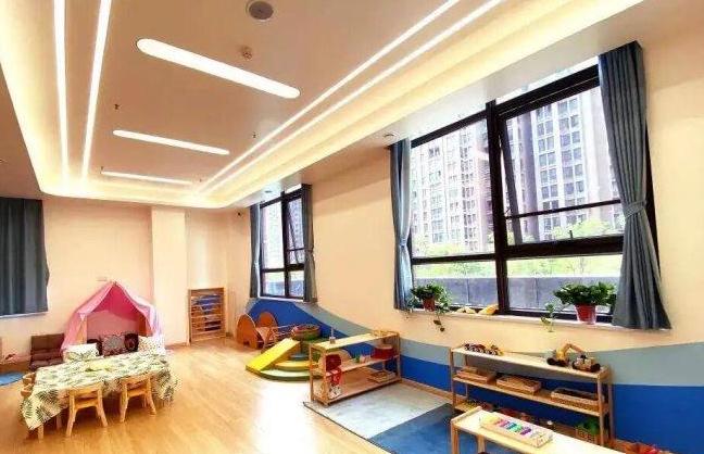 启沃托育智慧教室