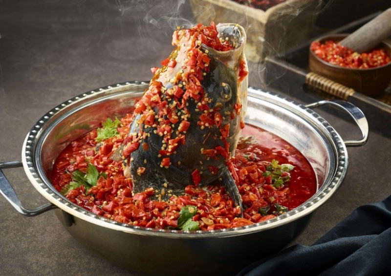 老鋪?zhàn)佣缃肤~頭