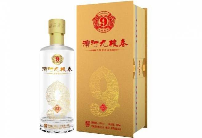 九粮春白酒