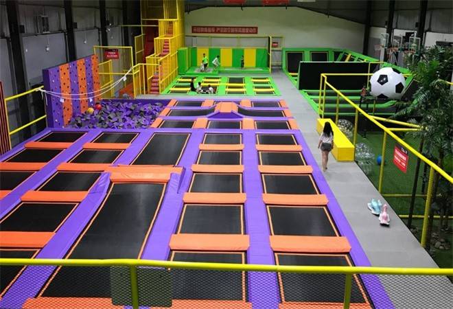 蹦床厂家