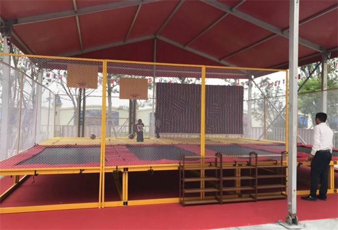 蹦床厂家