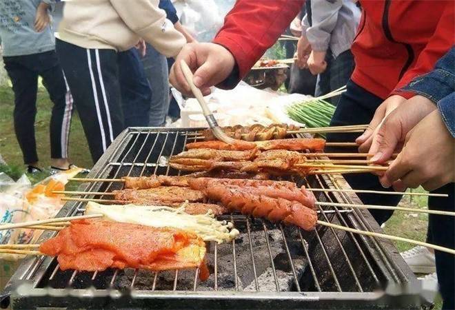 露营式烤肉