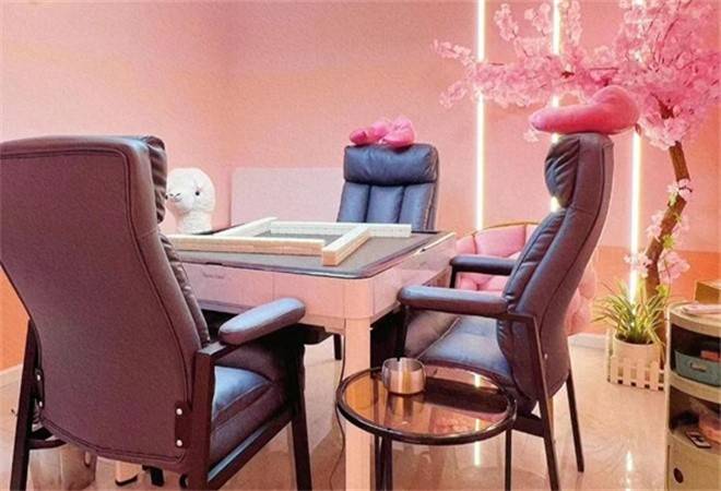 24小时无人自助棋牌室