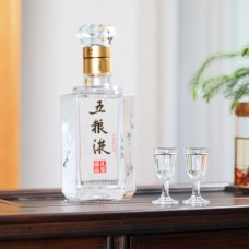 五粮液白酒