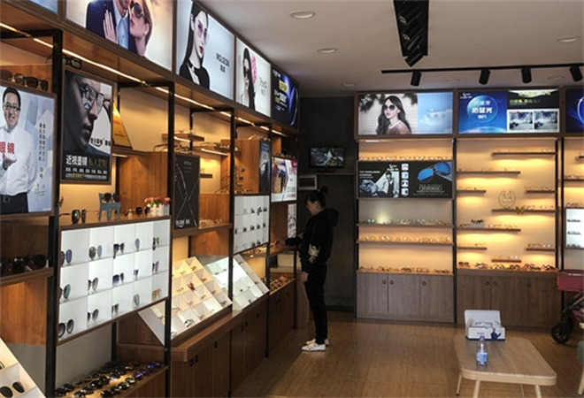 眼鏡連鎖店加盟