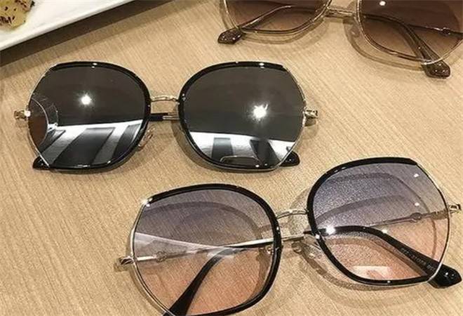 太阳眼镜