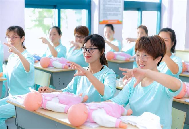 育婴师培训