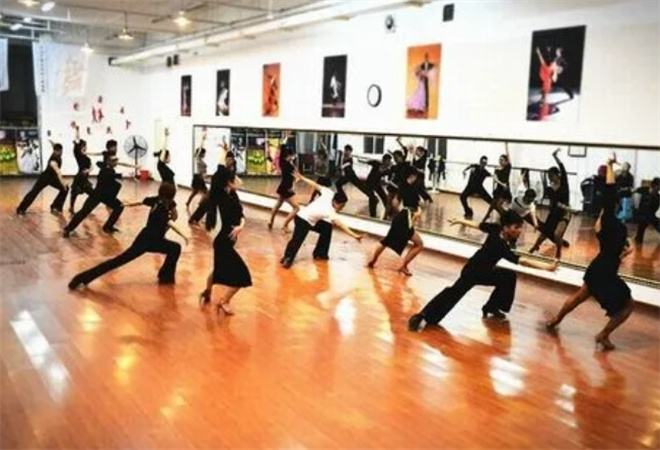 拉丁舞培训机构