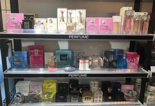 化妝品實體店加盟
