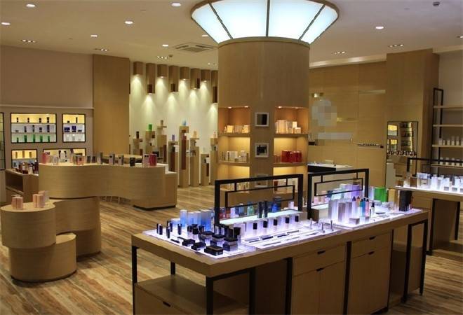化妆品实体店