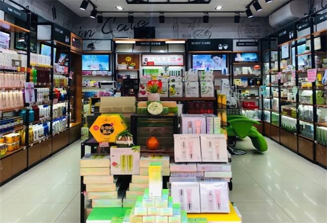 化妆品实体店