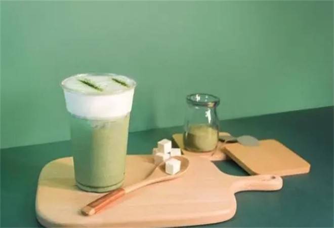 树下茶饮