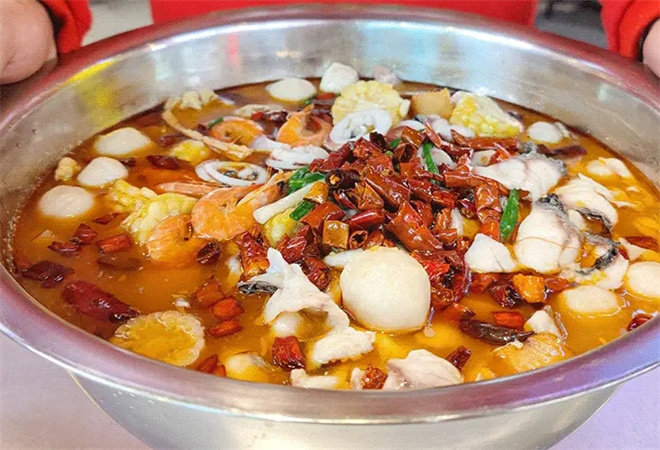盆界水煮魚加盟