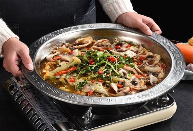 朱世红钢盆水煮鱼