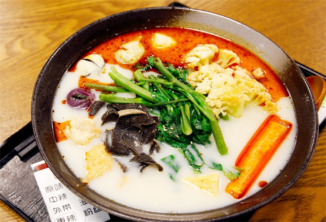 豪記家麻辣燙鮮加盟