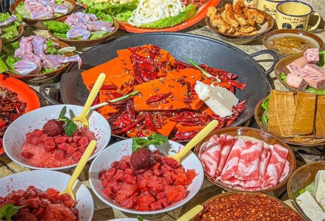 笨姐居民楼火锅