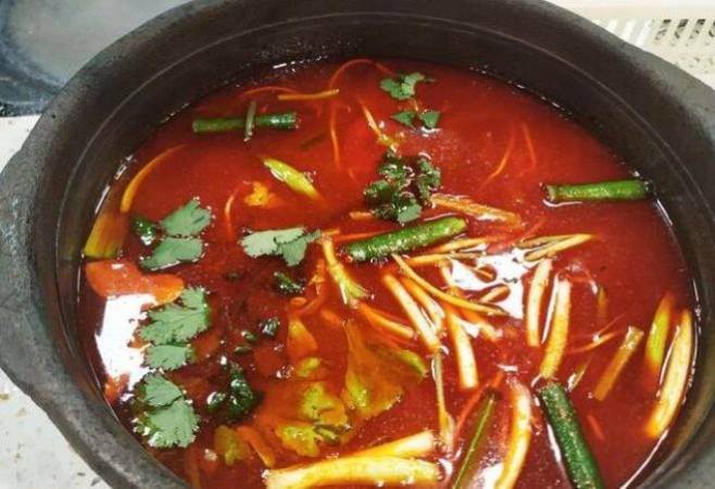 山万山贵州酸汤牛肉火锅