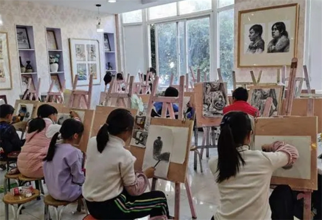 东艺美术培训加盟 东艺美术培训加盟