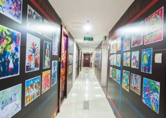 金画笔美术学校