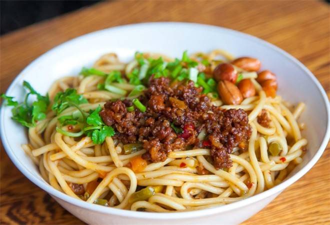 优面有范重庆小面