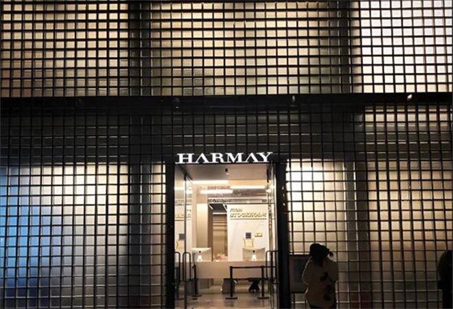 话梅彩妆集合店