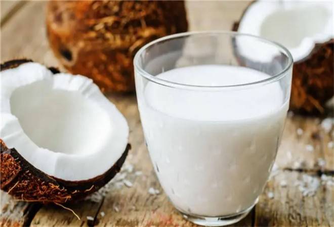 椰小小超元气椰子水