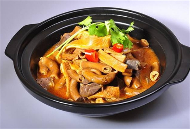 肥家牛莊砂鍋牛雜煲加盟