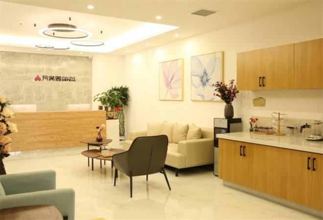 月满阁母婴护理