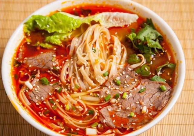 西部努尔牛肉面