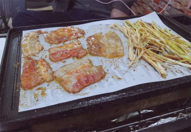 自助纸上烤肉