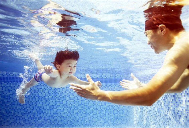 幼儿游泳早教加盟
