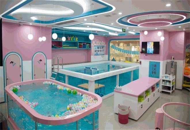 婴幼儿游泳中心