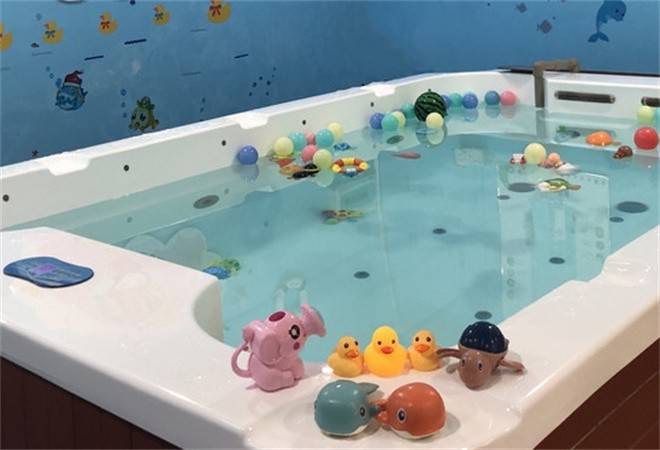 宝宝婴儿游泳馆