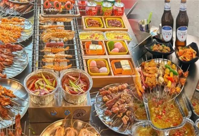 樊千翻两元签炭火烤肉