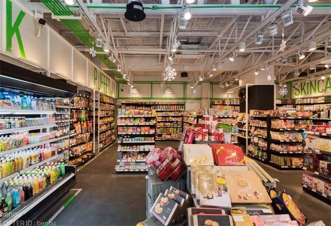 进口休闲零食店