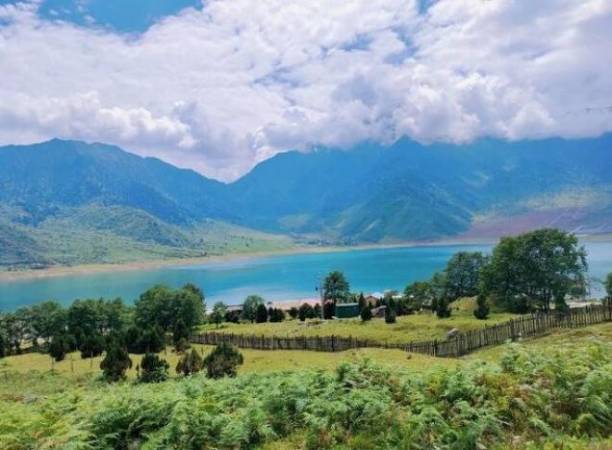 畅游新时代旅行社