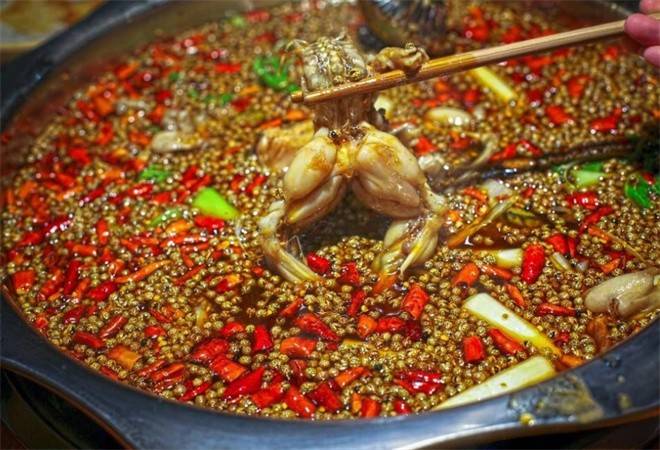 渔滋香鱼蛙火锅