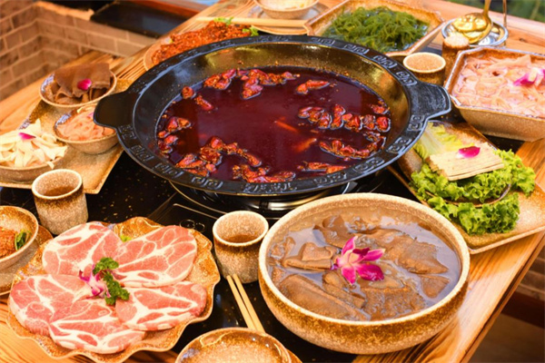 牛魔王牛肉火鍋加盟