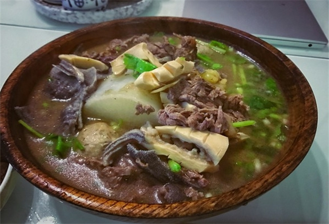 炊大媽蹺腳牛肉