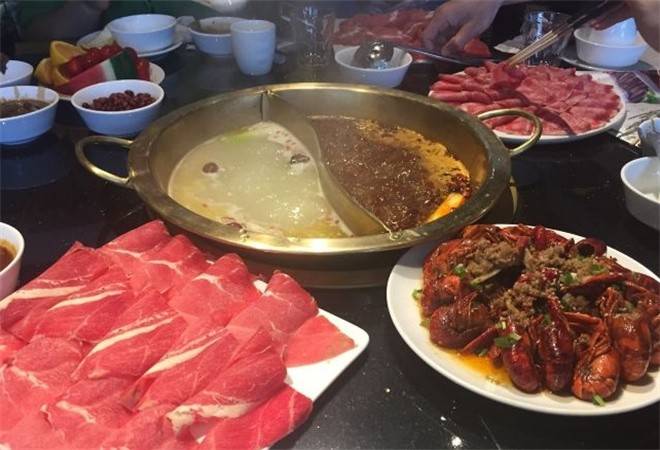 九门红菜市场火锅