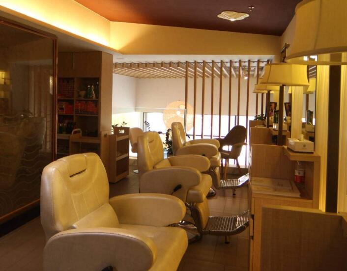 侗秀养发馆加盟