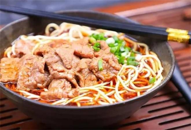 柳三哥生烫牛肉面