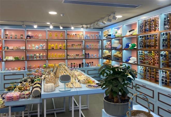 时尚精品百货店