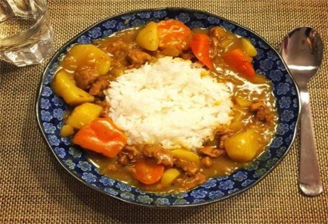 卫宫家咖喱饭