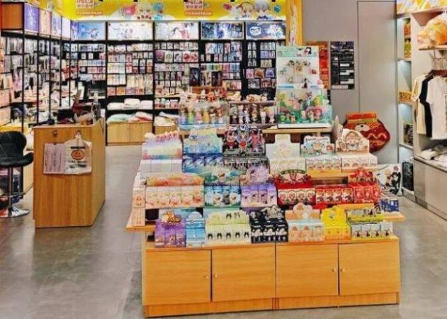 潮玩店